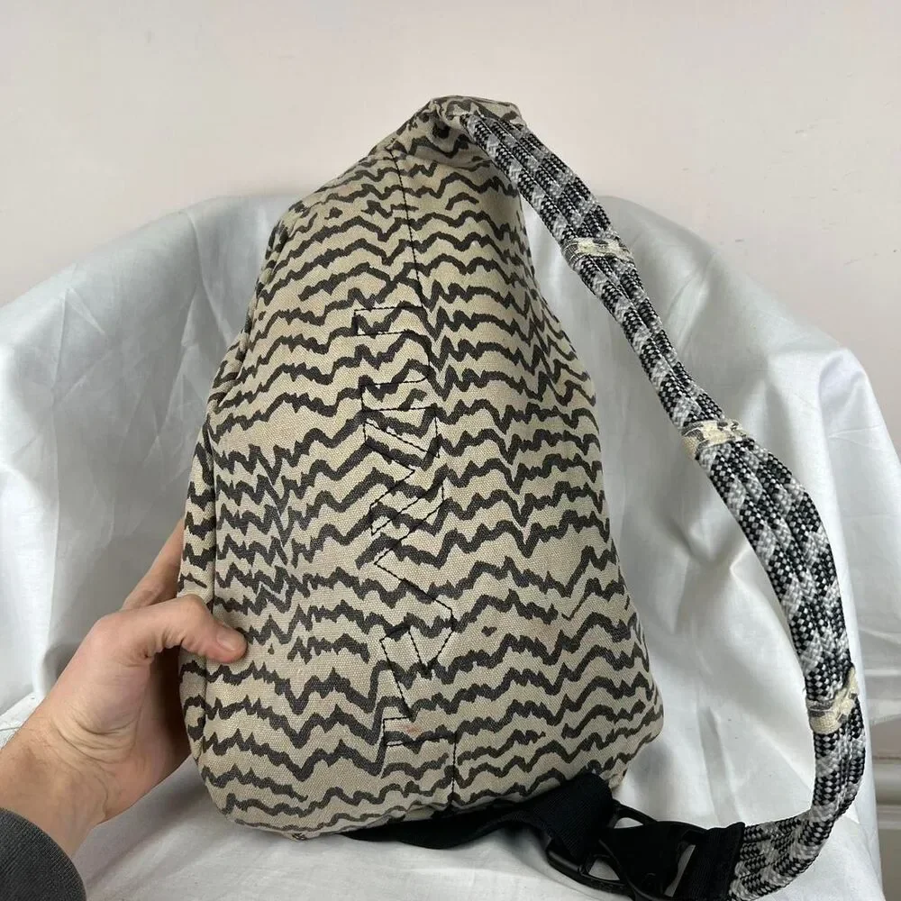 Kavu Original Natural Beats Sling Crossbody Rope Bag
